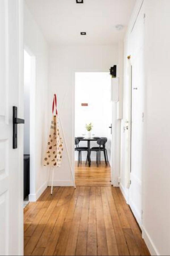 The Square, Paris-Asnieres, Private Apartment With Bedroom And Living Room Esterno foto
